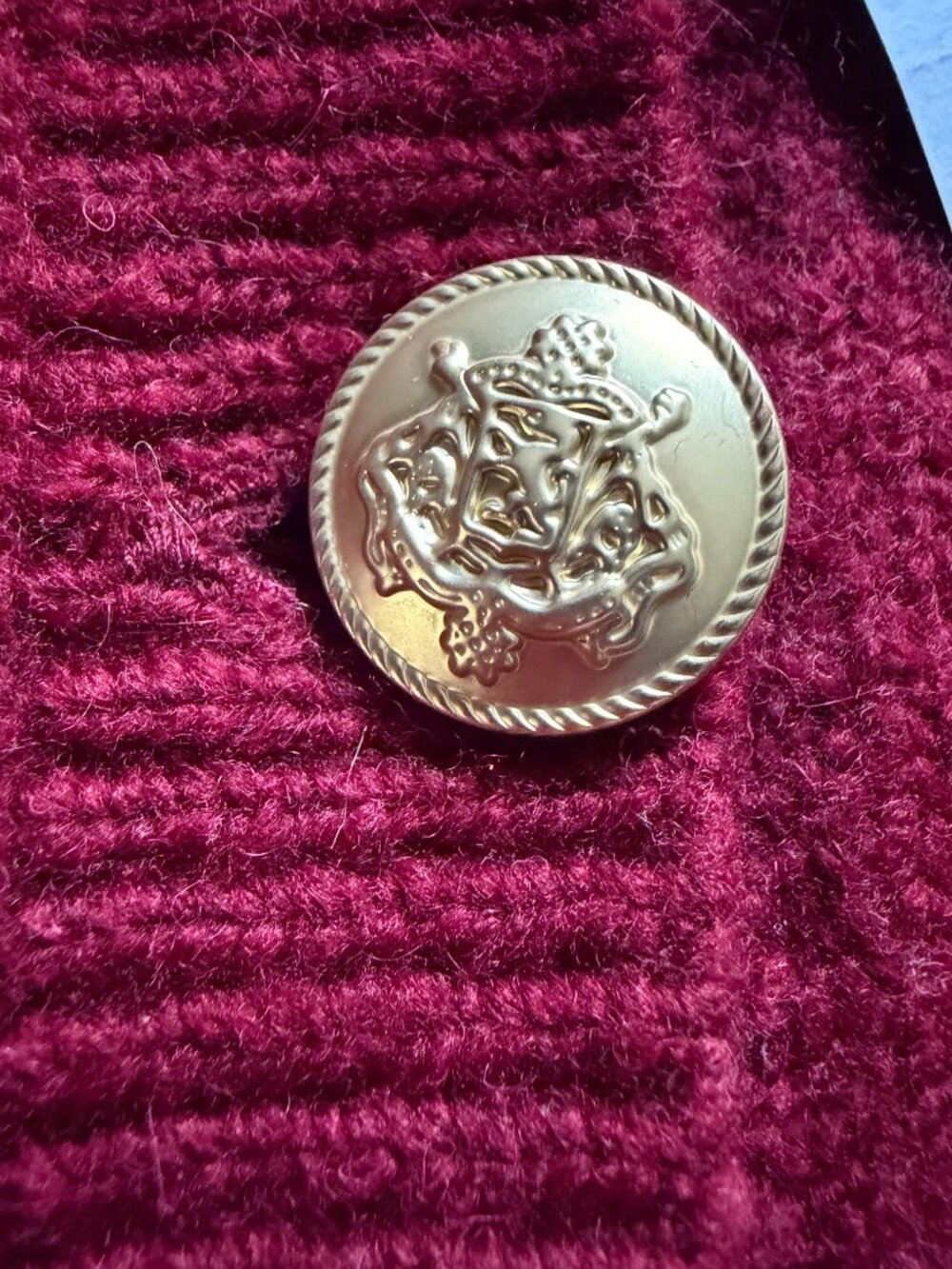 NWT J. Crew Women's M Burgundy-Red Wool Blend Cableknit Cardigan w/Gold Buttons - Picture 3 of 12